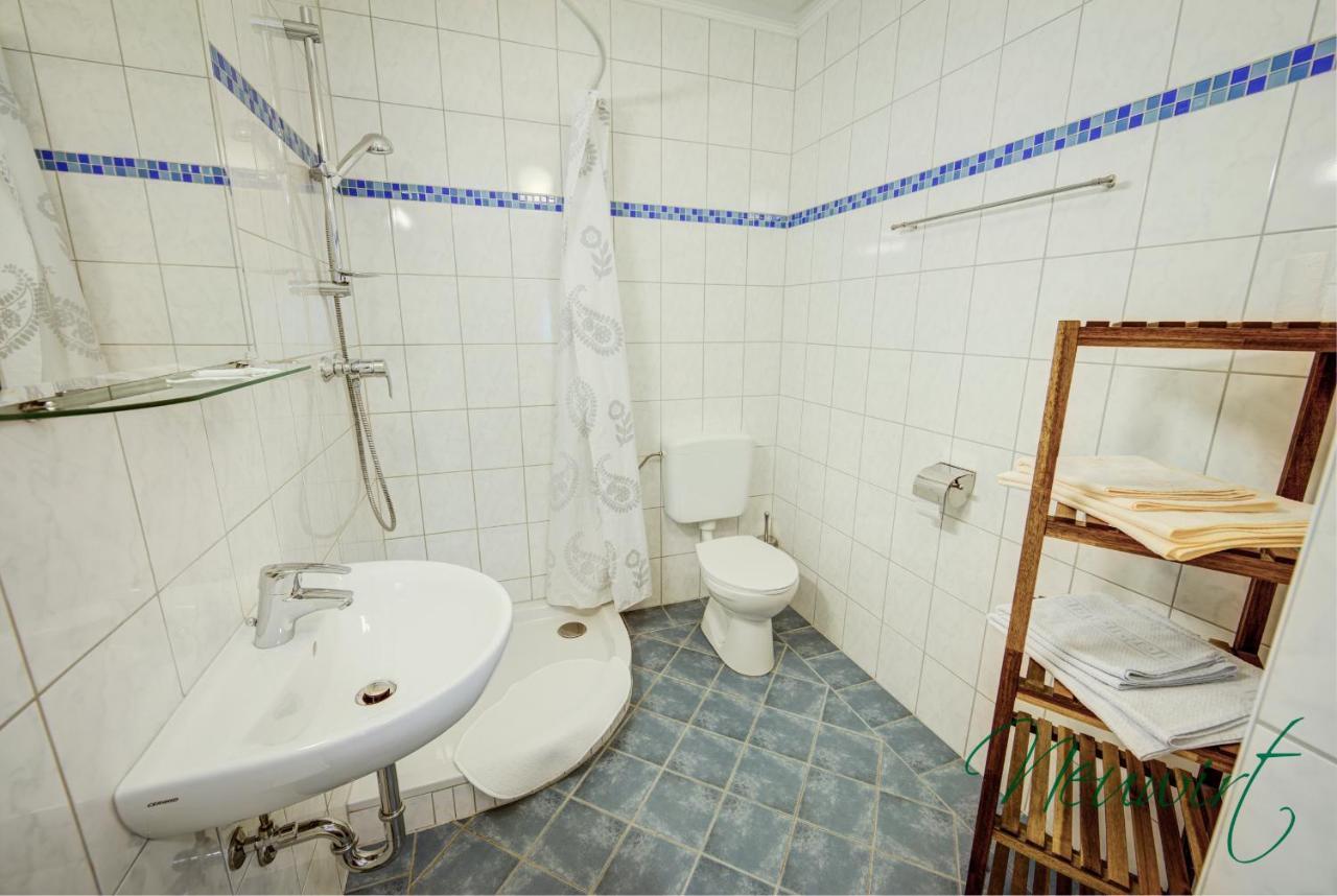 Gasthof Neuwirt / Kressnig Klagenfurt am Woerthersee Bagian luar foto
